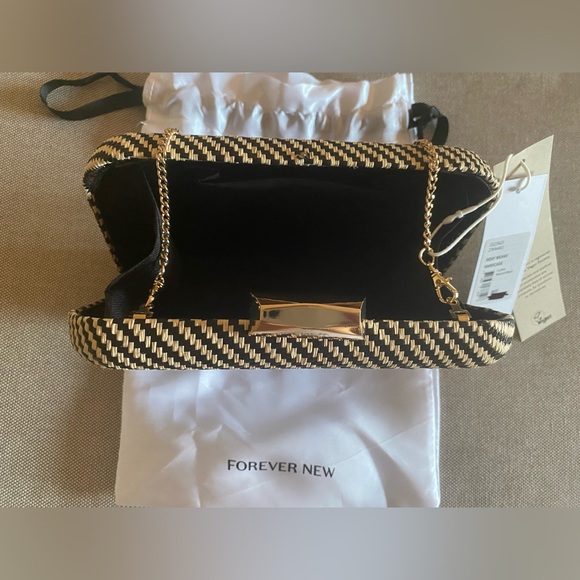 Forever New | Roxy Weave Hardcase | Natural/Black | Vegan - Picture 2 of 3